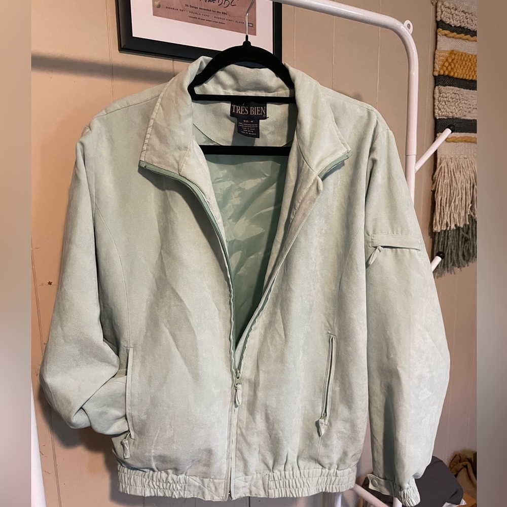 Trés Bien Mint Cinched Waist Golf Windbreaker Bomber Jacket. Suede feel. Sz M